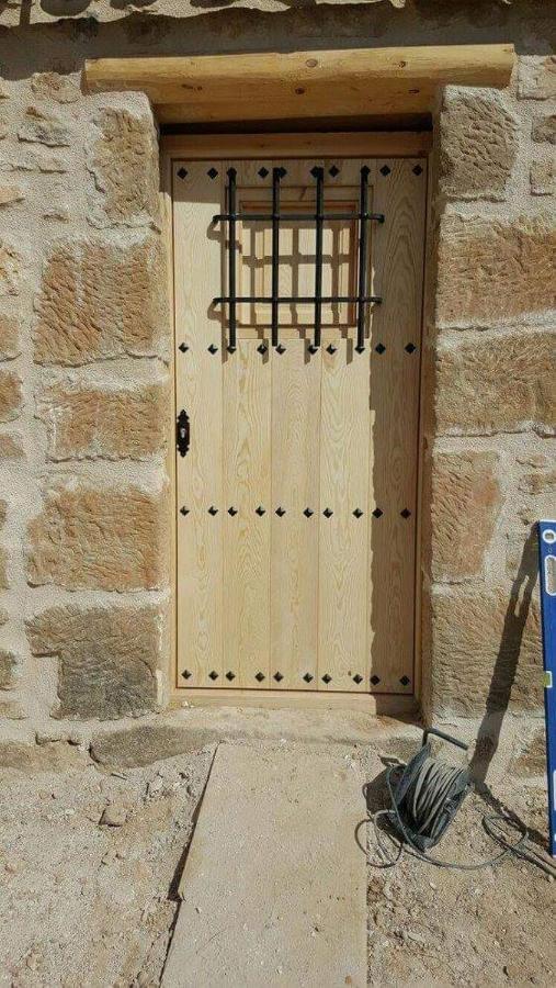 Campo Golden Heritage Maella Exterior photo